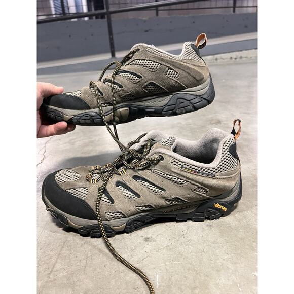 Merrell Hiking Shoes Mens 12 Moab Ventilator Brown Walnut Suede Lace Up Outdoors - Picture 1 of 10